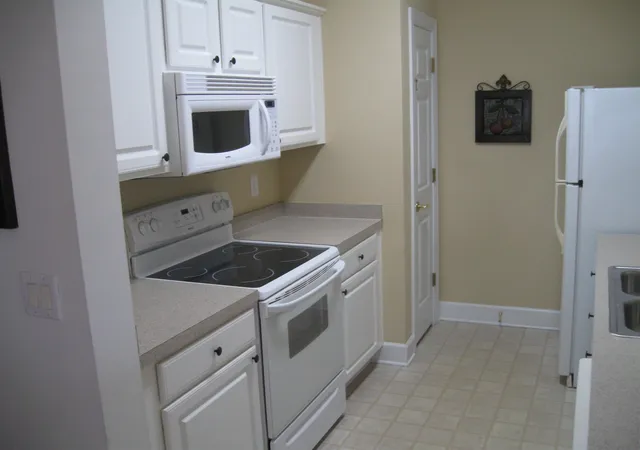 Listing Photo 5 - Condo for sale in building located at 5011 Harvest Dr, Myrtle Beach, SC 29579 - Unit #7-203