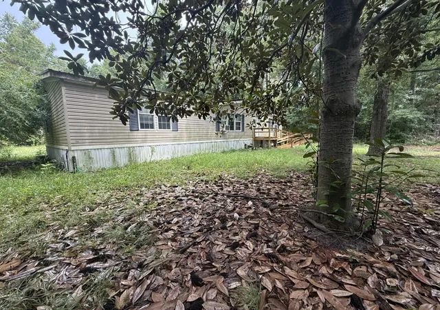 Photo 3 of Sale Pending at 7400 Highway 701 S, Conway, SC 29527 | MLS# 2619467 | Listing updated on 2026-08-06