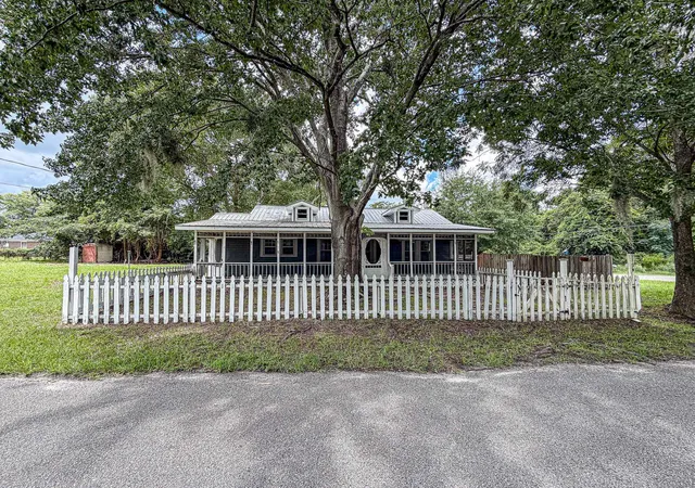 1st image of 119 N Bellview Ave, Johnsonville, SC 29555 | MLS# 2619474