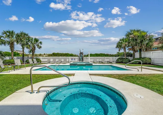 Photo 3 of Single family home for sale at 4905 S Ocean Blvd, Myrtle Beach, SC 29577 | MLS# 2619482 | Listing updated on 2026-08-06