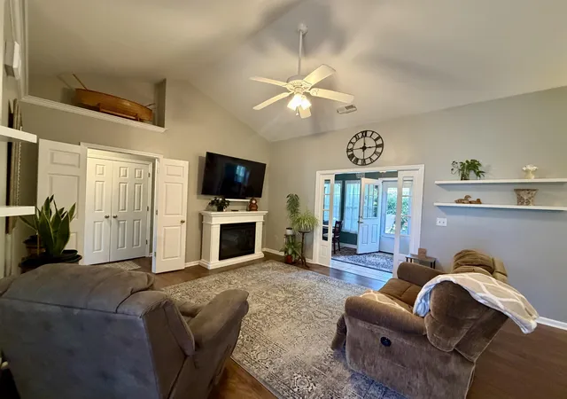 Photo 2 of Single family home for sale at 207 Melody Gdns Dr, Myrtle Beach, SC 29575 | MLS# 2619489 | Listing updated on 2026-08-19