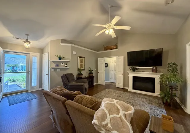Photo 3 of Single family home for sale at 207 Melody Gdns Dr, Myrtle Beach, SC 29575 | MLS# 2619489 | Listing updated on 2026-08-19