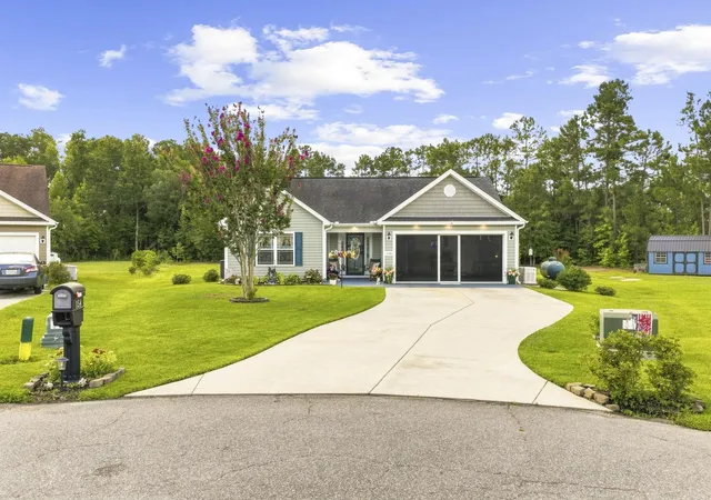 Single family home for sale at 154 Clearwind Ct, Galivants Ferry, SC 29544 | MLS# 2619639