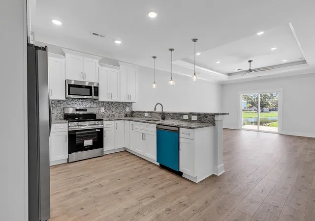 Photo 3 of Townhouse for sale at 15 Hallandale Ln, Murrells Inlet, SC 29576 | MLS# 2619641 | Listing updated on 2026-08-27