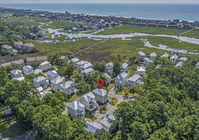 Photo 4 of Single family home for sale at 16 Lazy Hammock Trl, Pawleys Island, SC 29585 | MLS# 2619643 | Listing updated on 2026-08-08