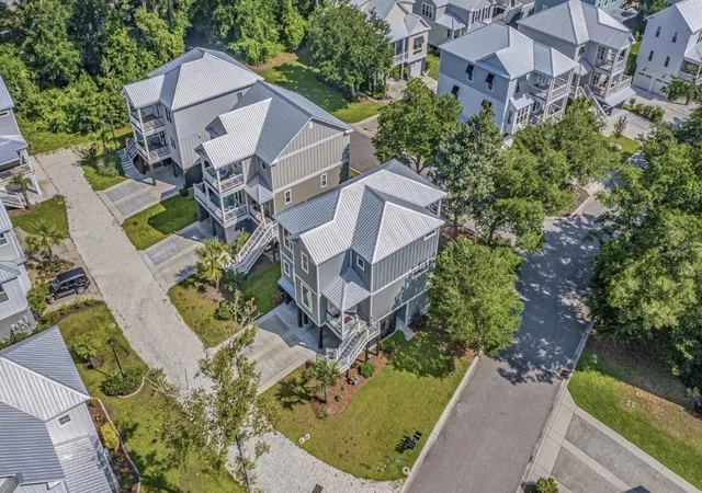 Photo 5 of Single family home for sale at 16 Lazy Hammock Trl, Pawleys Island, SC 29585 | MLS# 2619643 | Listing updated on 2026-08-08