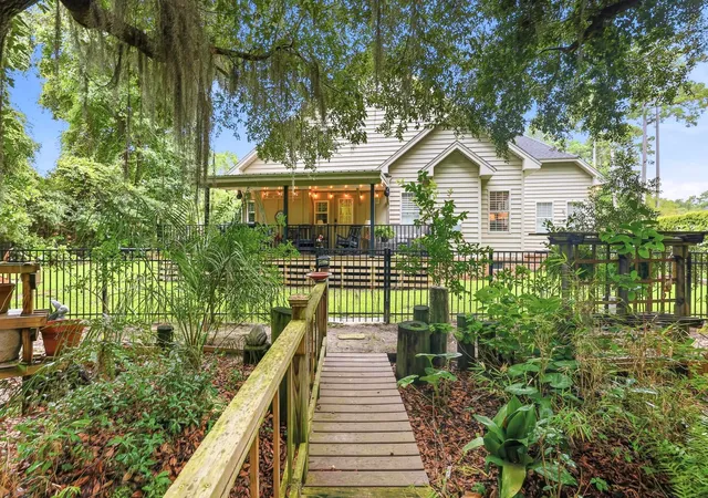 Photo 5 of Sale Pending at 783 Fieldgate Cir, Pawleys Island, SC 29585 | MLS# 2619652 | Listing updated on 2026-08-28