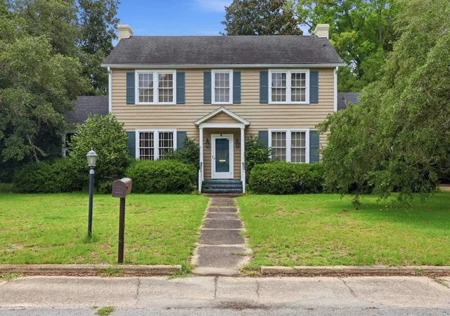 Photo 1 of Single family home for sale at 130 Cooper St, Kingstree, SC 29556 | MLS# 2619681 | Listing updated on 2026-08-10
