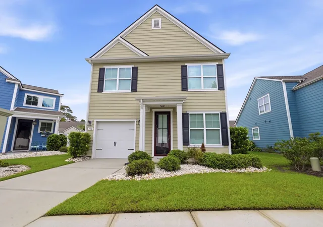 Photo 3 of Single family home for sale at 310 Lorenzo Dr, North Myrtle Beach, SC 29582 | MLS# 2619692 | Listing updated on 2026-08-10