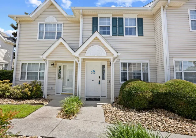 Photo 1 of Townhouse for sale at 614 3rd Avenue S #6B, North Myrtle Beach, SC 29582 | MLS# 2619697 | Listing updated on 2026-08-10