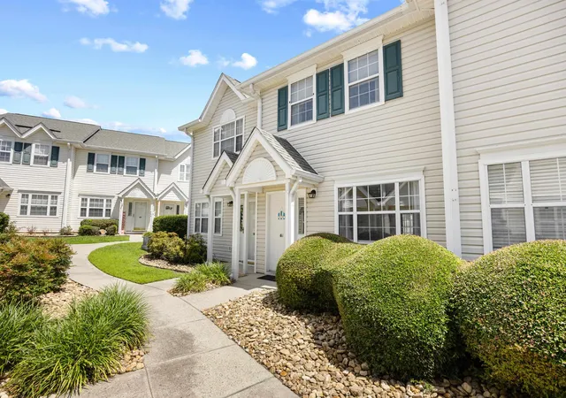 Photo 2 of Townhouse for sale at 614 3rd Avenue S #6B, North Myrtle Beach, SC 29582 | MLS# 2619697 | Listing updated on 2026-08-10