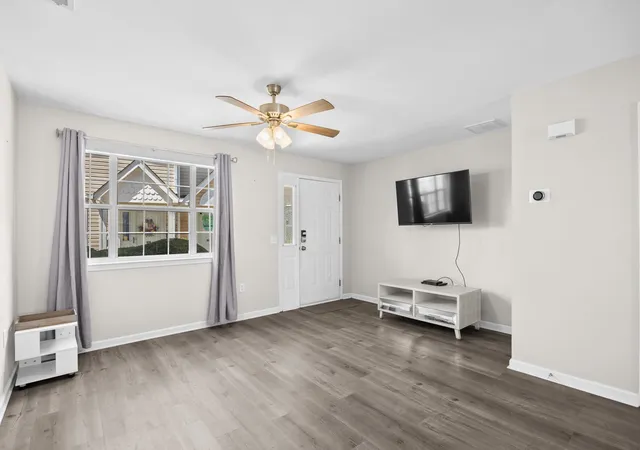 Photo 3 of Townhouse for sale at 614 3rd Avenue S #6B, North Myrtle Beach, SC 29582 | MLS# 2619697 | Listing updated on 2026-08-10