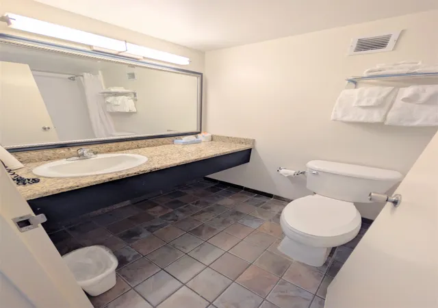 Photo 3 of Condo for sale at 1501 S Ocean Blvd #909, Myrtle Beach, SC 29577 | MLS# 2619730 | Listing updated on 2026-08-31