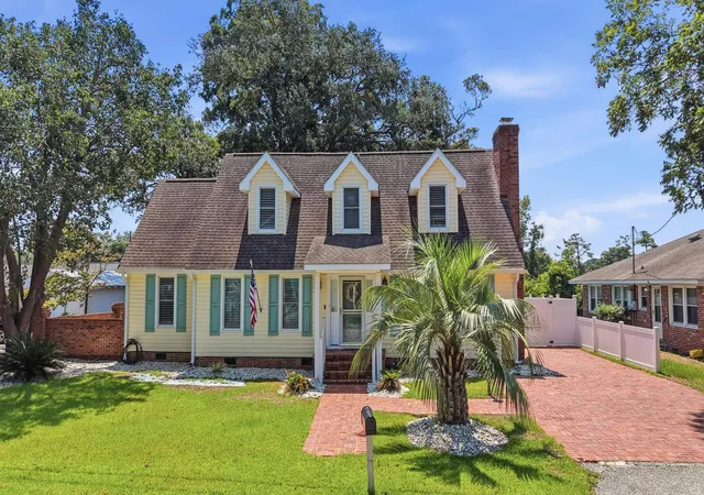 Photo 1 of Single family home for sale at 98 Ash St, North Myrtle Beach, SC 29582 | MLS# 2619783 | Listing updated on 2026-08-11