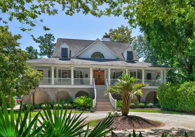 Photo 1 of Mansion for sale at 174 Wallace Pate Dr S, Georgetown, SC 29440 | MLS# 2619813 | Listing updated on 2026-08-19