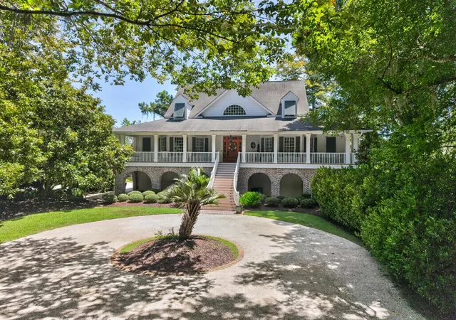 Photo 2 of Mansion for sale at 174 Wallace Pate Dr S, Georgetown, SC 29440 | MLS# 2619813 | Listing updated on 2026-08-19