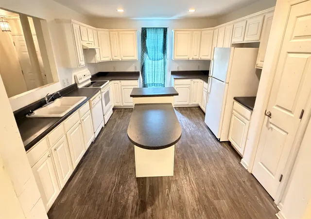 Photo 2 of Single family home for sale at 5632 S Fraser St, Georgetown, SC 29440 | MLS# 2619843 | Listing updated on 2026-08-25