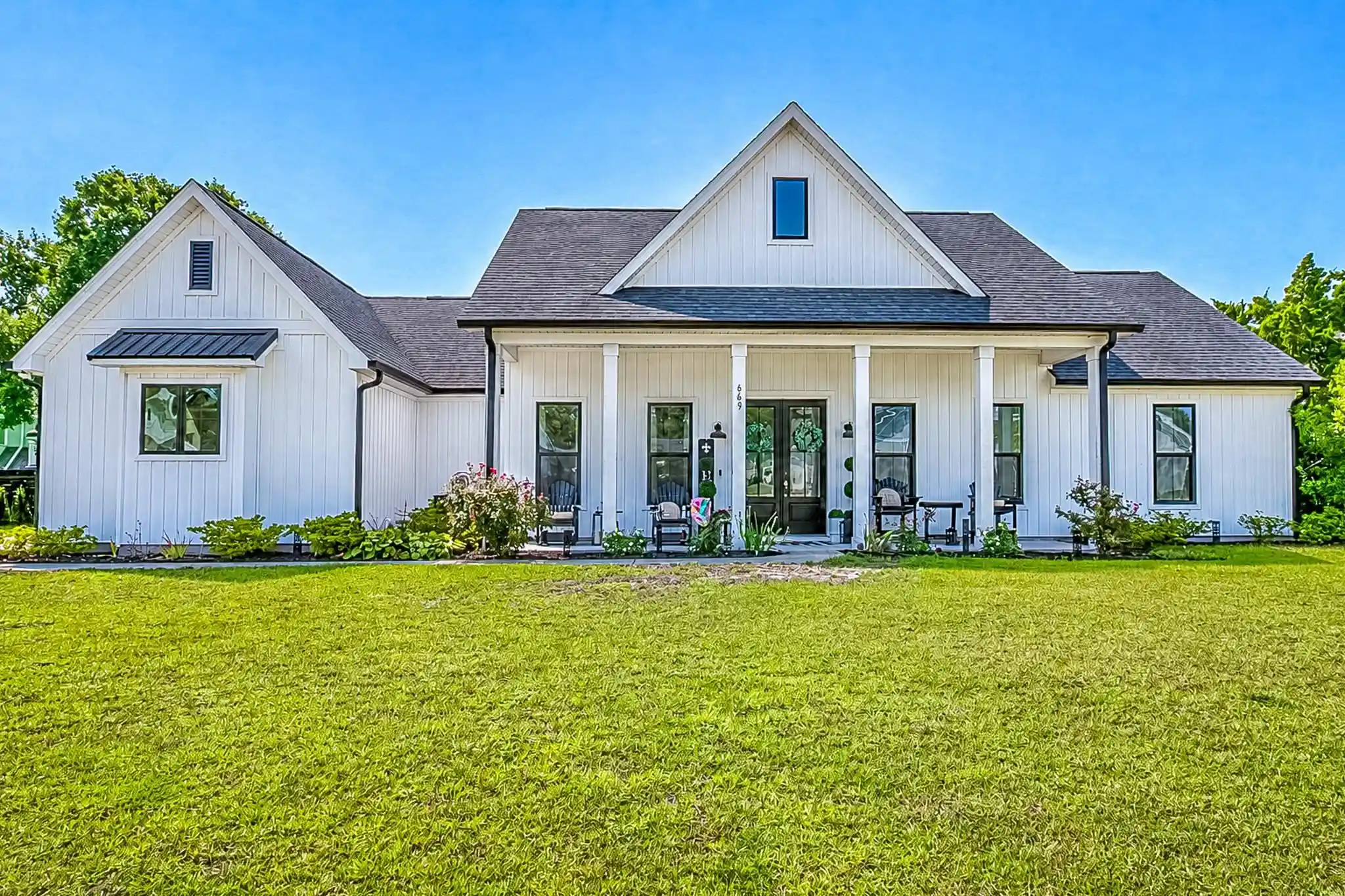 Photo 1 of Single family home for sale at 669 Pacific Cmns Dr, Myrtle Beach, SC 29575 | MLS# 2619883 | Listing updated on 2026-10-12