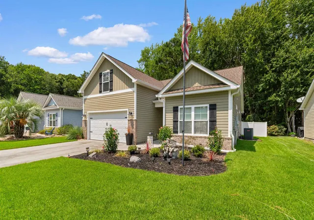 Photo 3 of Single family home for sale at 344 Clearwater Dr, Pawleys Island, SC 29585 | MLS# 2619935 | Listing updated on 2026-10-01