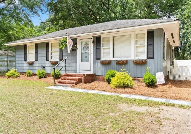3rd image of 416 N Railroad Ave, Johnsonville, SC 29555 | MLS# 2619982