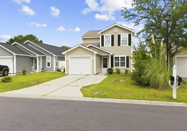Photo 3 of Single family home for sale at 3030 Hollybrooke Dr, Myrtle Beach, SC 29579 | MLS# 2620041 | Listing updated on 2026-09-01