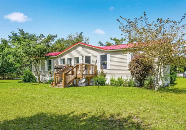 Photo 2 of Sale Pending at 1359 Beechnut Dr, Latta, SC 29565 | MLS# 2620075 | Listing updated on 2026-08-24