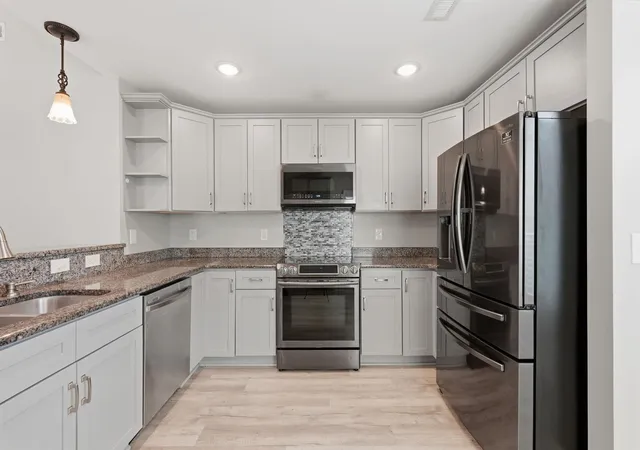 Photo 3 of Single family home for sale at 534 Waverly Loop, Murrells Inlet, SC 29576 | MLS# 2620104 | Listing updated on 2026-08-31