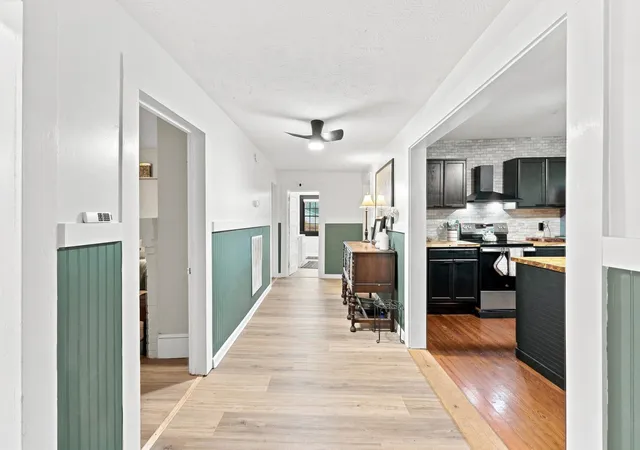 Photo 3 of Single family home for sale at 222 E Wine St, Mullins, SC 29574 | MLS# 2620105 | Listing updated on 2026-10-01