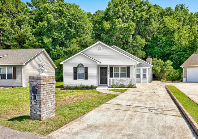Photo 1 of Single family home for sale at 7990 Short Needle Ct, Murrells Inlet, SC 29576 | MLS# 2620133 | Listing updated on 2026-08-14