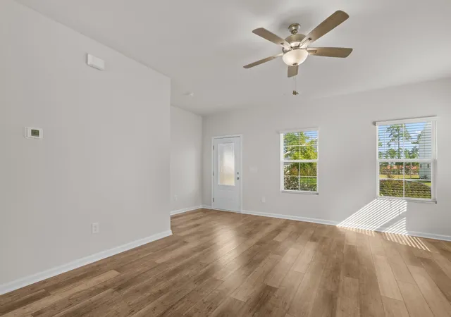 Photo 3 of Single family home for sale at 1318 Boswell Ct, Conway, SC 29526 | MLS# 2620145 | Listing updated on 2026-08-15