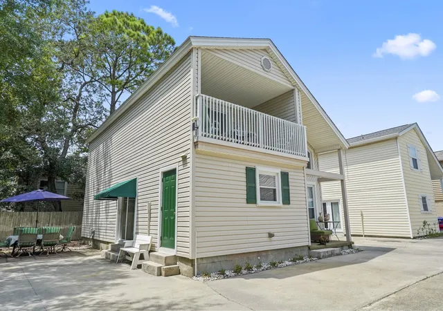 Photo 1 of Single family home for sale at 1807 Hillside Dr S, North Myrtle Beach, SC 29582 | MLS# 2620233 | Listing updated on 2026-08-26