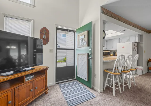 Photo 3 of Single family home for sale at 1807 Hillside Dr S, North Myrtle Beach, SC 29582 | MLS# 2620233 | Listing updated on 2026-09-25
