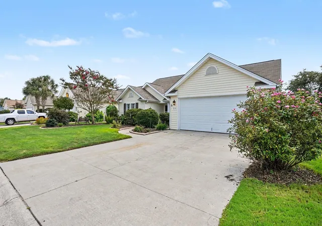 Photo 3 of Single family home for sale at 804 Lalton Dr, Conway, SC 29526 | MLS# 2620238 | Listing updated on 2026-08-18