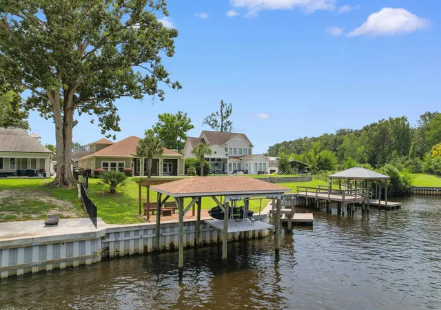 Photo 4 of Sale Pending at 352 Waterside Dr, Myrtle Beach, SC 29577 | MLS# 2620242 | Listing updated on 2026-08-18