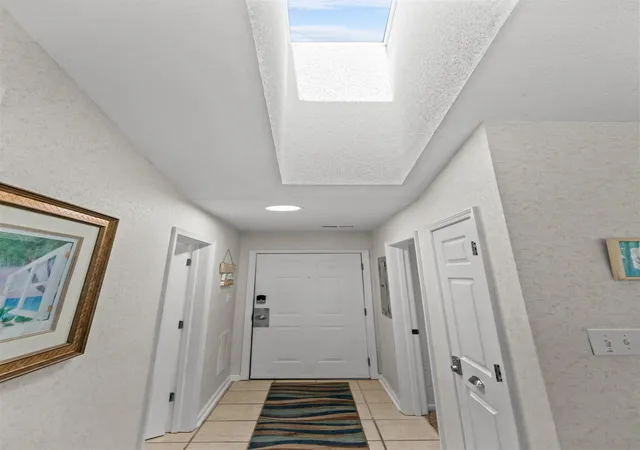 Listing Photo 4 - Condo for sale in building located at 412 28Th Ave N, Myrtle Beach, SC 29577 - Unit #B