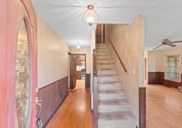 Photo 3 of Sale Pending at 197 Glass Hl Dr, Conway, SC 29526 | MLS# 2620331 | Listing updated on 2026-08-19