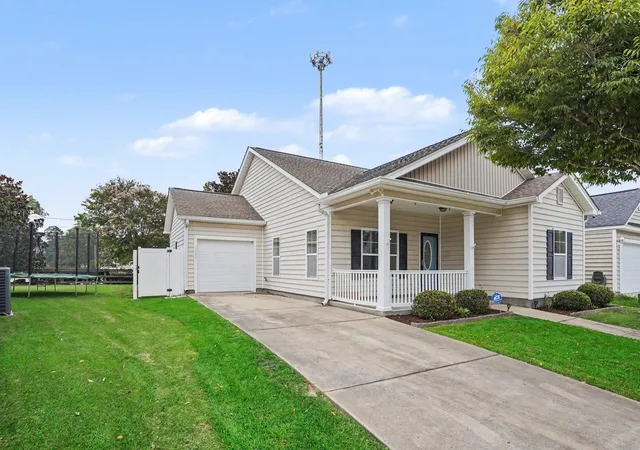 Photo 3 of Single family home for sale at 1508 Stilley Cir, Conway, SC 29526 | MLS# 2620338 | Listing updated on 2026-08-27