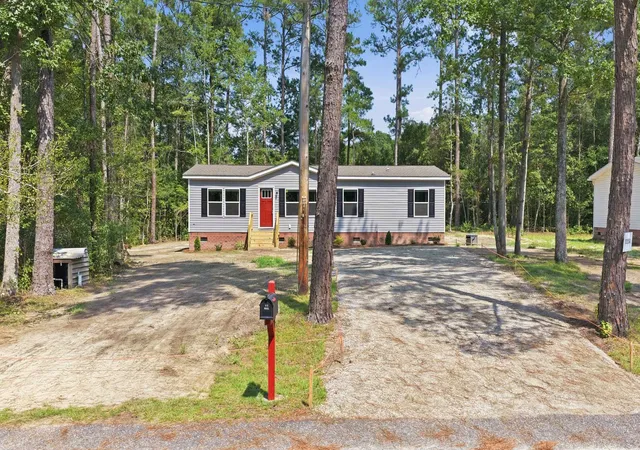 Photo 3 of Manufactured home for sale at 2254 Starduster Ln, Little River, SC 29566 | MLS# 2620354 | Listing updated on 2026-08-24