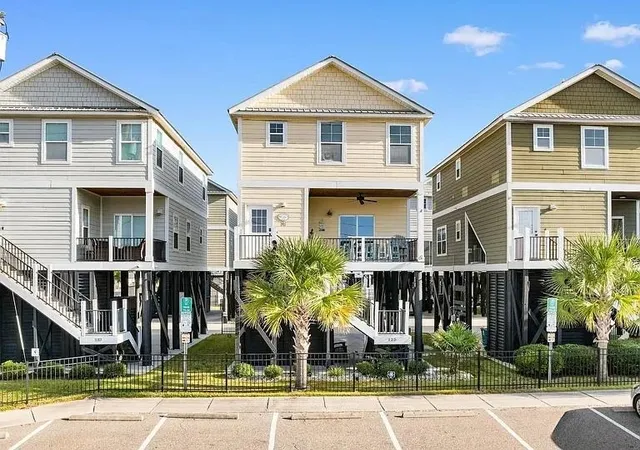 Photo 3 of Single family home for sale at 125 Garden City Retreat Dr, Garden City Beach, SC 29576 | MLS# 2620402 | Listing updated on 2026-09-29