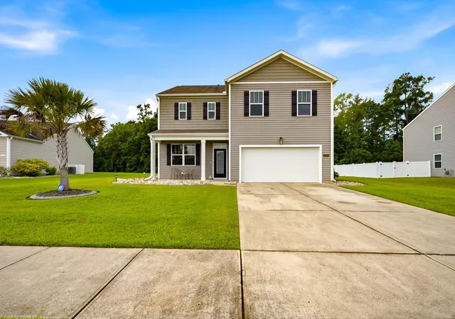 Photo 2 of Single family home for sale at 416 Carmello Cir, Conway, SC 29526 | MLS# 2620446 | Listing updated on 2026-08-20