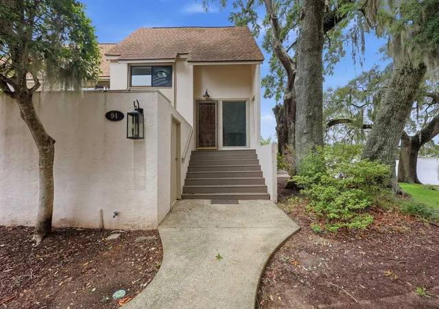 Photo 2 of Townhouse for sale at 87 Mayrant Blf Ln #94, Georgetown, SC 29440 | MLS# 2620457 | Listing updated on 2026-08-19