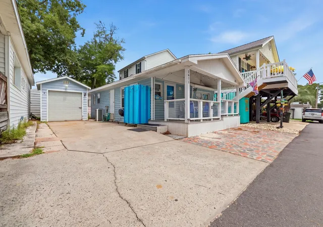Photo 3 of Manufactured home for sale at 6001 1611 S Kings Hwy, Myrtle Beach, SC 29575 | MLS# 2620479 | Listing updated on 2026-08-19