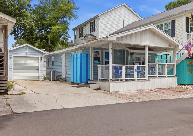 Photo 3 of Manufactured home for sale at 6001-1611 S Kings Hwy, Myrtle Beach, SC 29575 | MLS# 2620479 | Listing updated on 2026-08-19