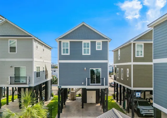 Photo 3 of Single family home for sale at 141 Garden City Retreat Dr, Garden City Beach, SC 29576 | MLS# 2620540 | Listing updated on 2026-09-29