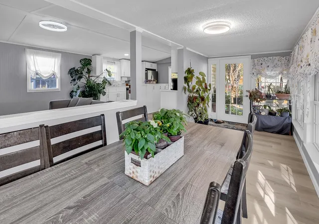 Photo 4 of Manufactured home for sale at 170 Braddock Ct, Murrells Inlet, SC 29576 | MLS# 2620582 | Listing updated on 2026-08-20