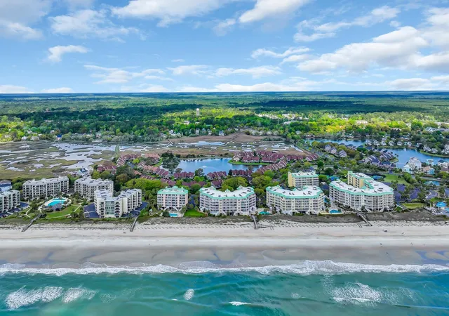 Listing Photo 2 - Condo for sale in building located at 12 Spartina Ct, Pawleys Island, SC 29585 - Unit #4