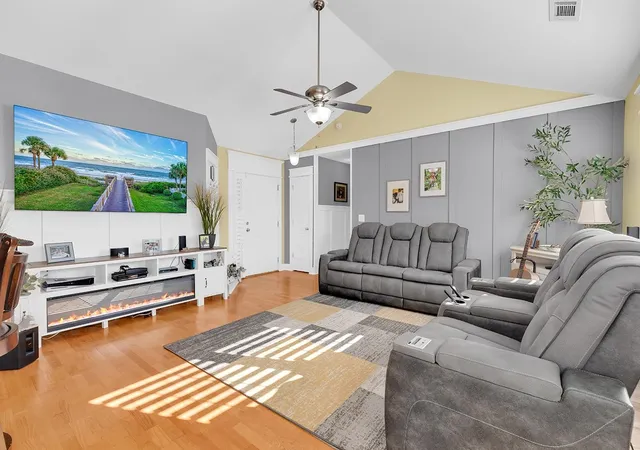 Photo 4 of Sale Pending at 149 Point Break Dr, Myrtle Beach, SC 29588 | MLS# 2620588 | Listing updated on 2026-08-24