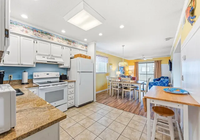 Listing Photo 2 - Condo for sale in building located at 6000 N Ocean Blvd, North Myrtle Beach, SC 29582 - Unit #147
