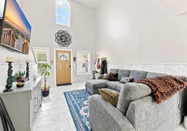 Photo 4 of Single family home for sale at 907 Folly Rd, Myrtle Beach, SC 29588 | MLS# 2620668 | Listing updated on 2026-08-25