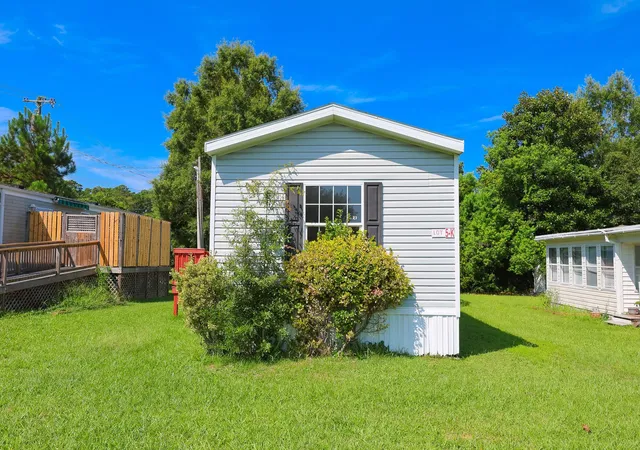 Photo 20 of Manufactured home for sale at 2100 Hwy 15, Myrtle Beach, SC 29577 | MLS# 2620765 | Listing updated on 2026-09-01